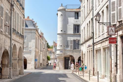 Cour Des Dames Bed & Breakfast La Rochelle  Luaran gambar